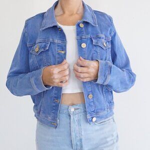 Lilly Pulitzer Blue Denim Trucker Jacket Preppy Quiet Luxury Jean Jacket L